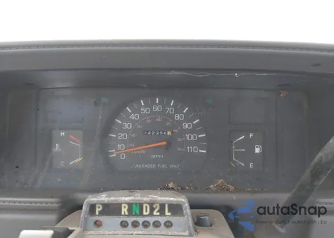 1987 Toyota Pickup 1/2 Ton Rn50 z USA, uszkodzony, nr VIN JT4RN50R4H0272812